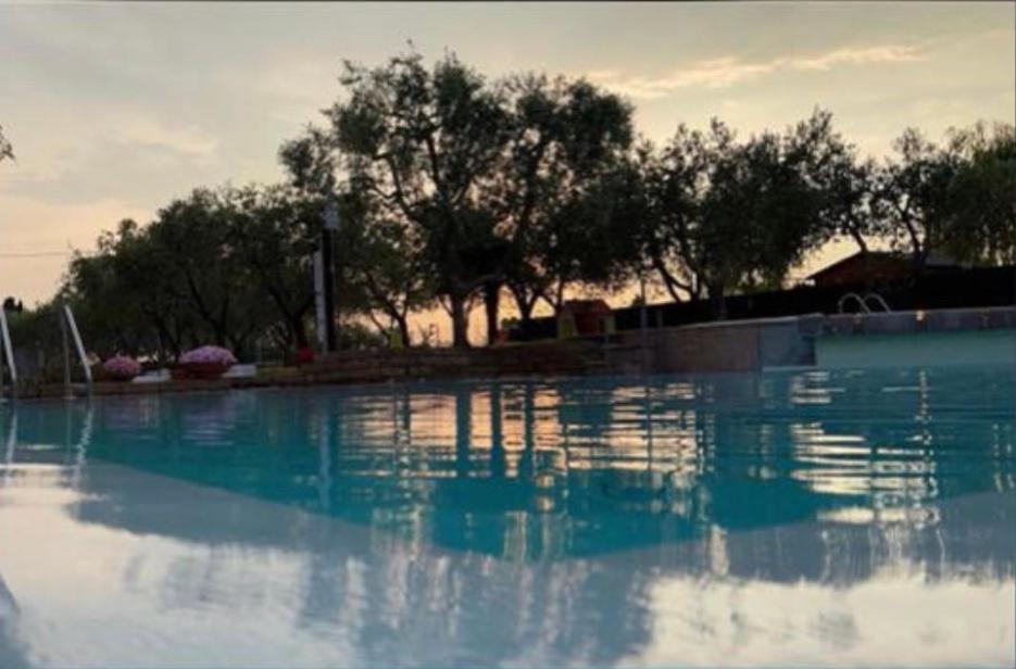 كافايون فيرونيسي Residence Ulivi المظهر الخارجي الصورة